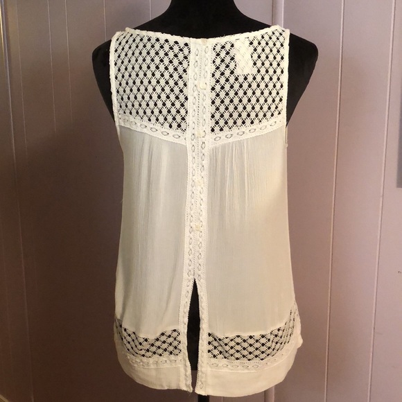 Lynn Ryan Blouse - Picture 2 of 2